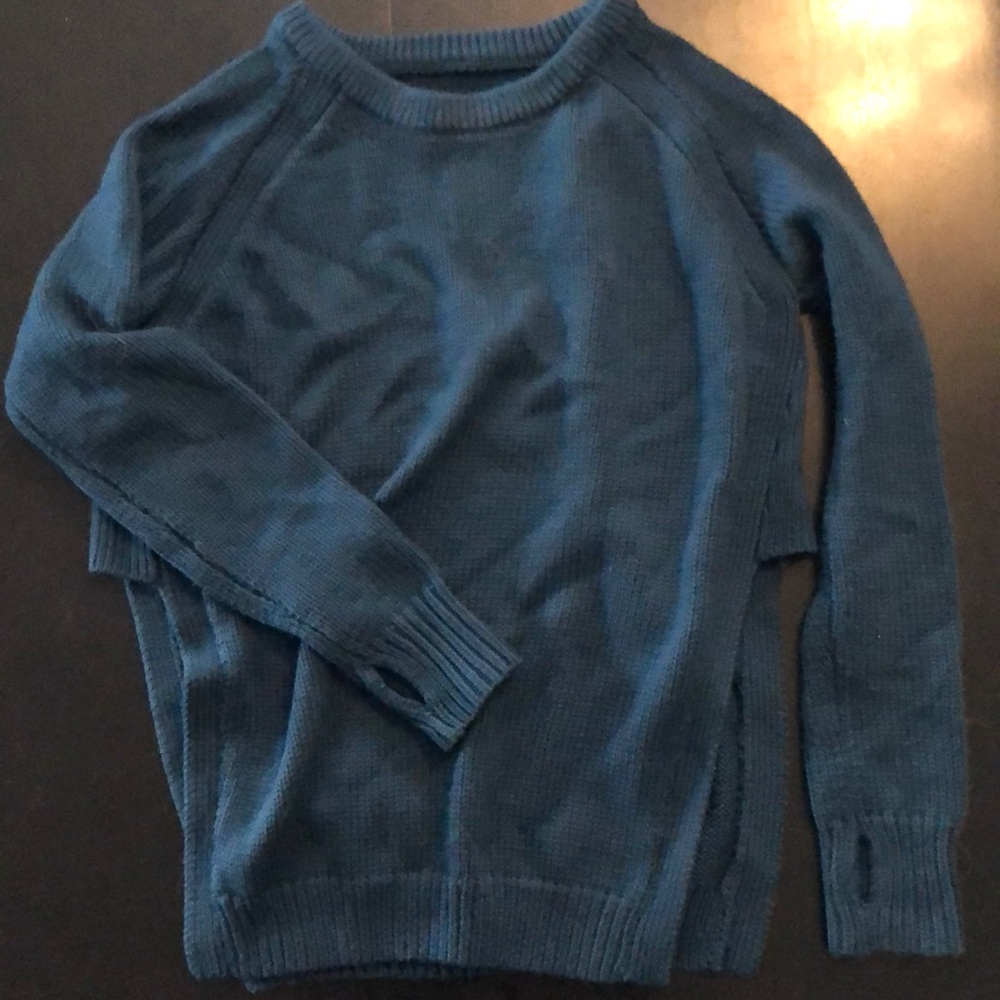 Women's Blue Sweater